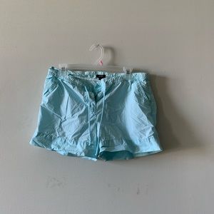 J crew cotton Light blue chino shorts size 10 (A)